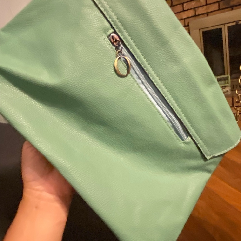Detachable purse - Picture 3 of 7